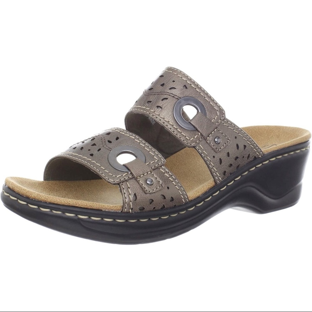👡 CLARKS Brown/Black Wedged Sandals 👡